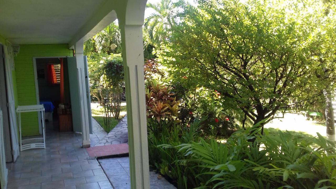 Appartement Le Jardin de Massieux à Bouillante Extérieur photo